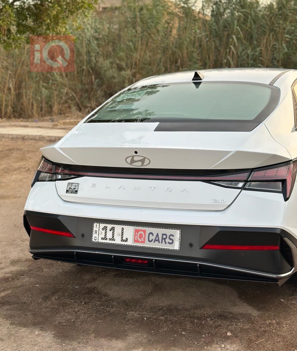 هیوندای ئەلەنترا